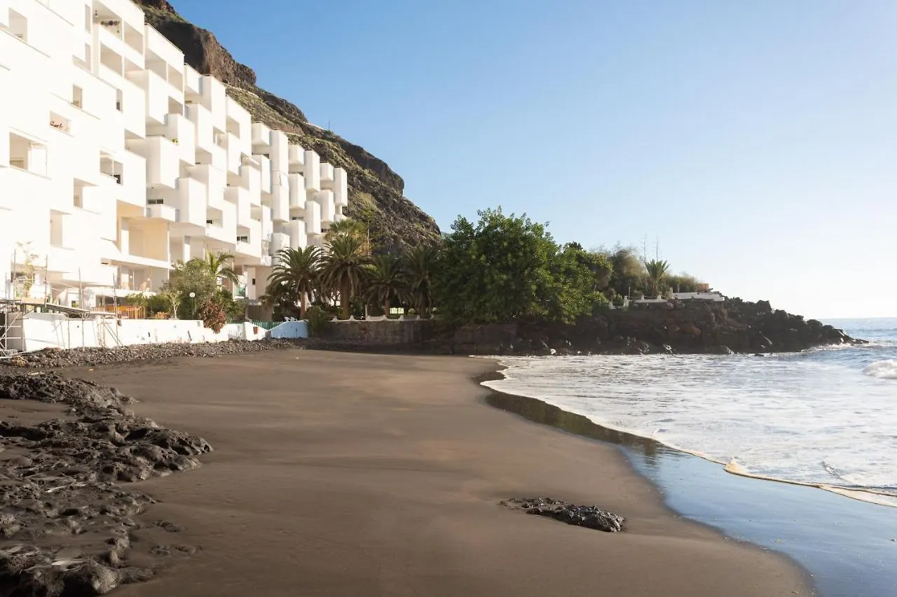 Home2Book Beach Front Las Gaviotas Santa Cruz de Tenerife Apartment
