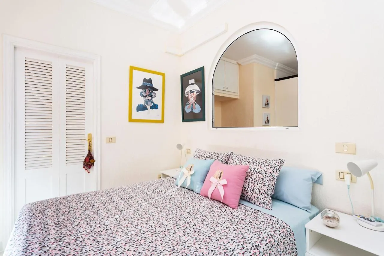 Home2Book Beach Front Las Gaviotas Santa Cruz de Tenerife 0*,